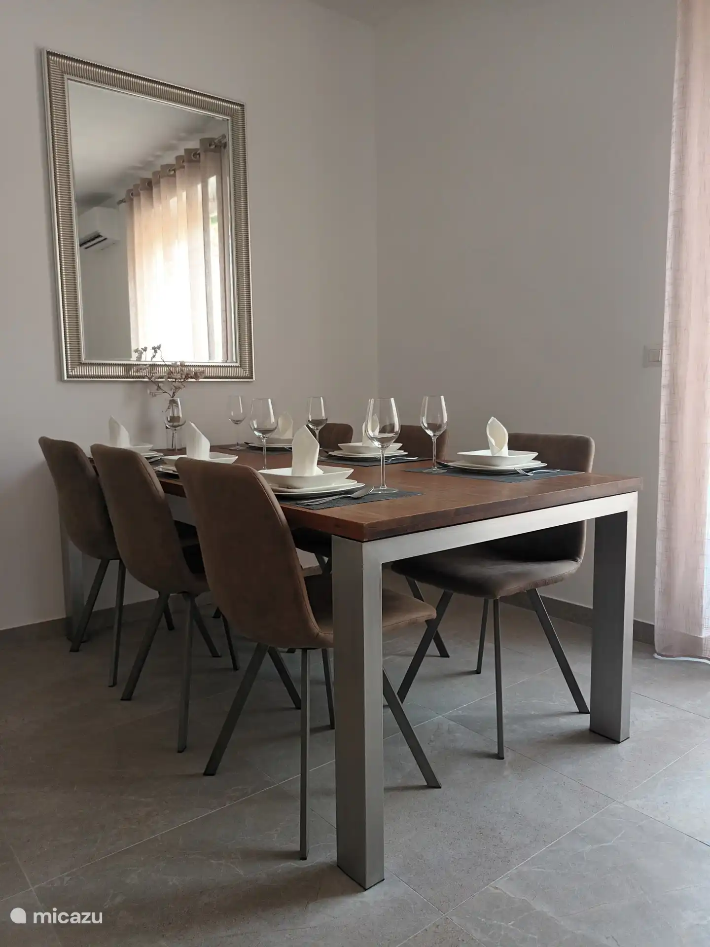 Comedor en la sala de estar