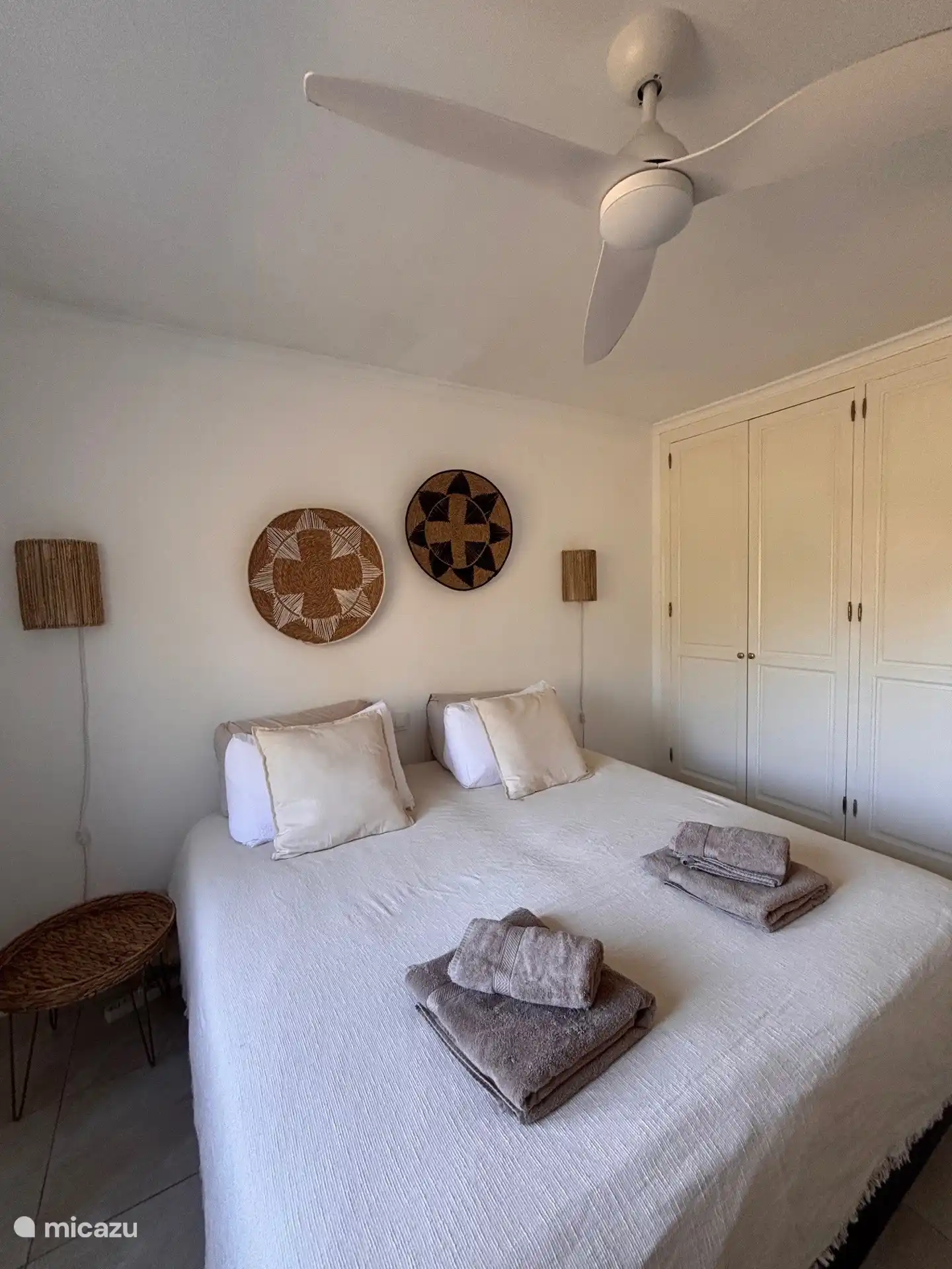 Slaapkamer 2 met inbouwkast