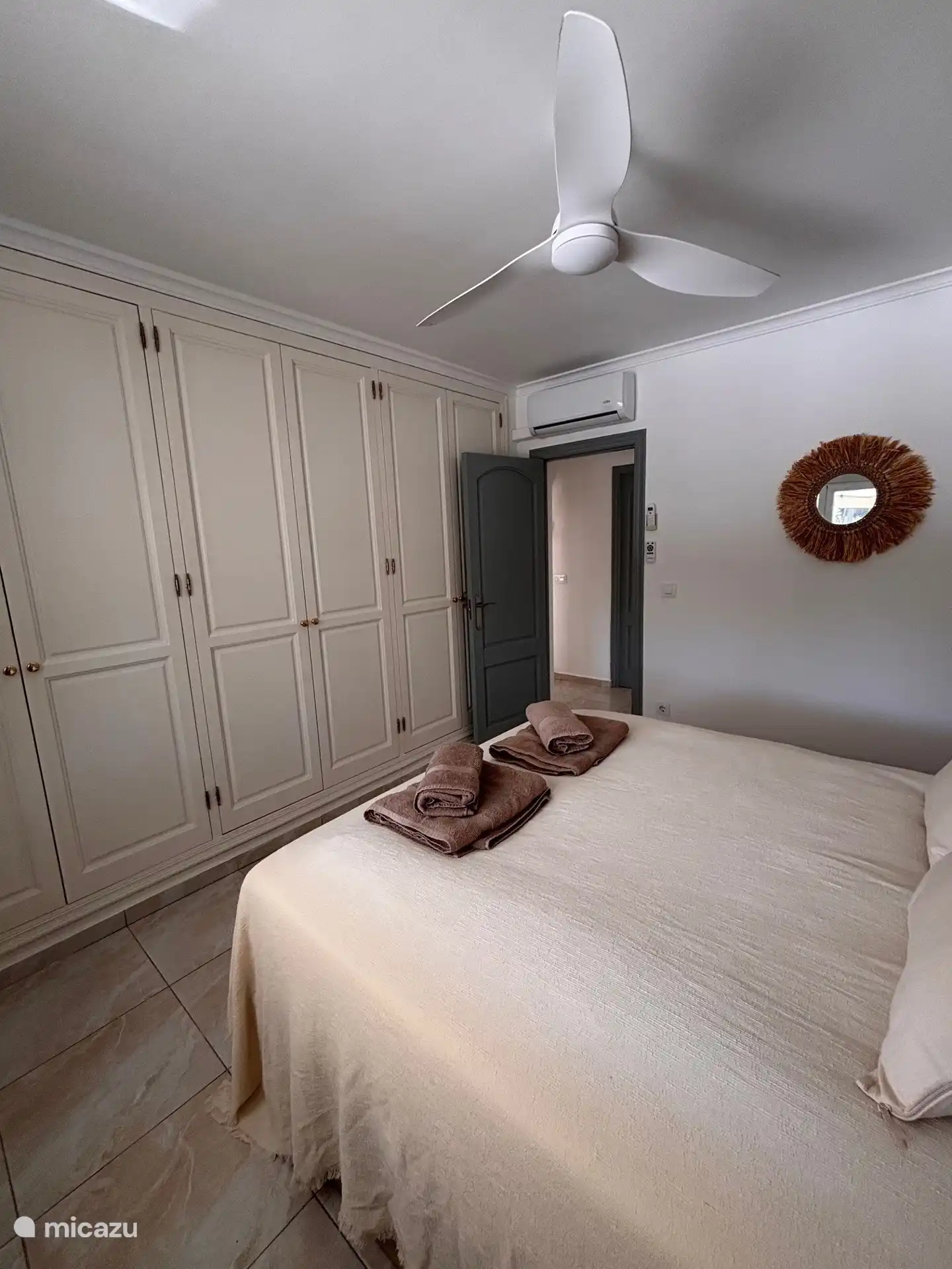 Slaapkamer 3 met inbouwkast