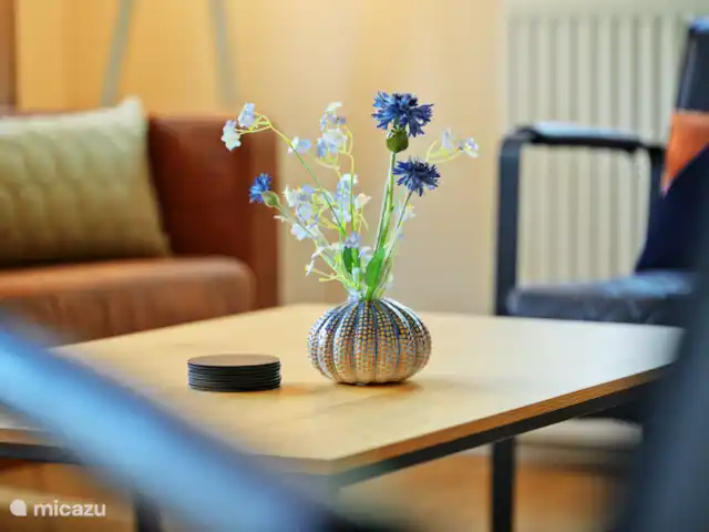 El dálmata en Países Bajos, Güeldres, Winterswijk - casa vacacional Una flor siempre es acogedora