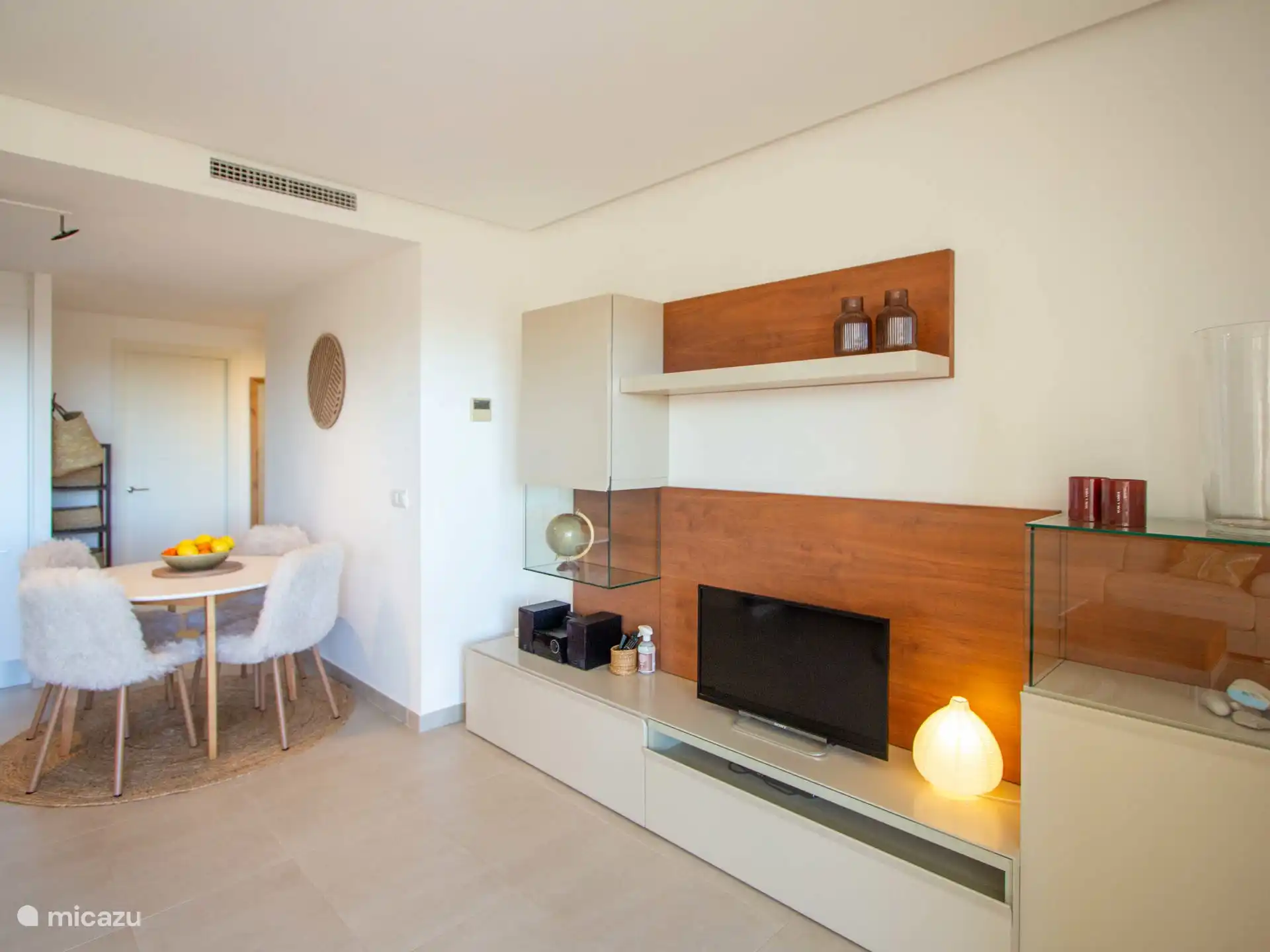 Marcielo - voorzien van Tv, muziekinstallatie en wifi.