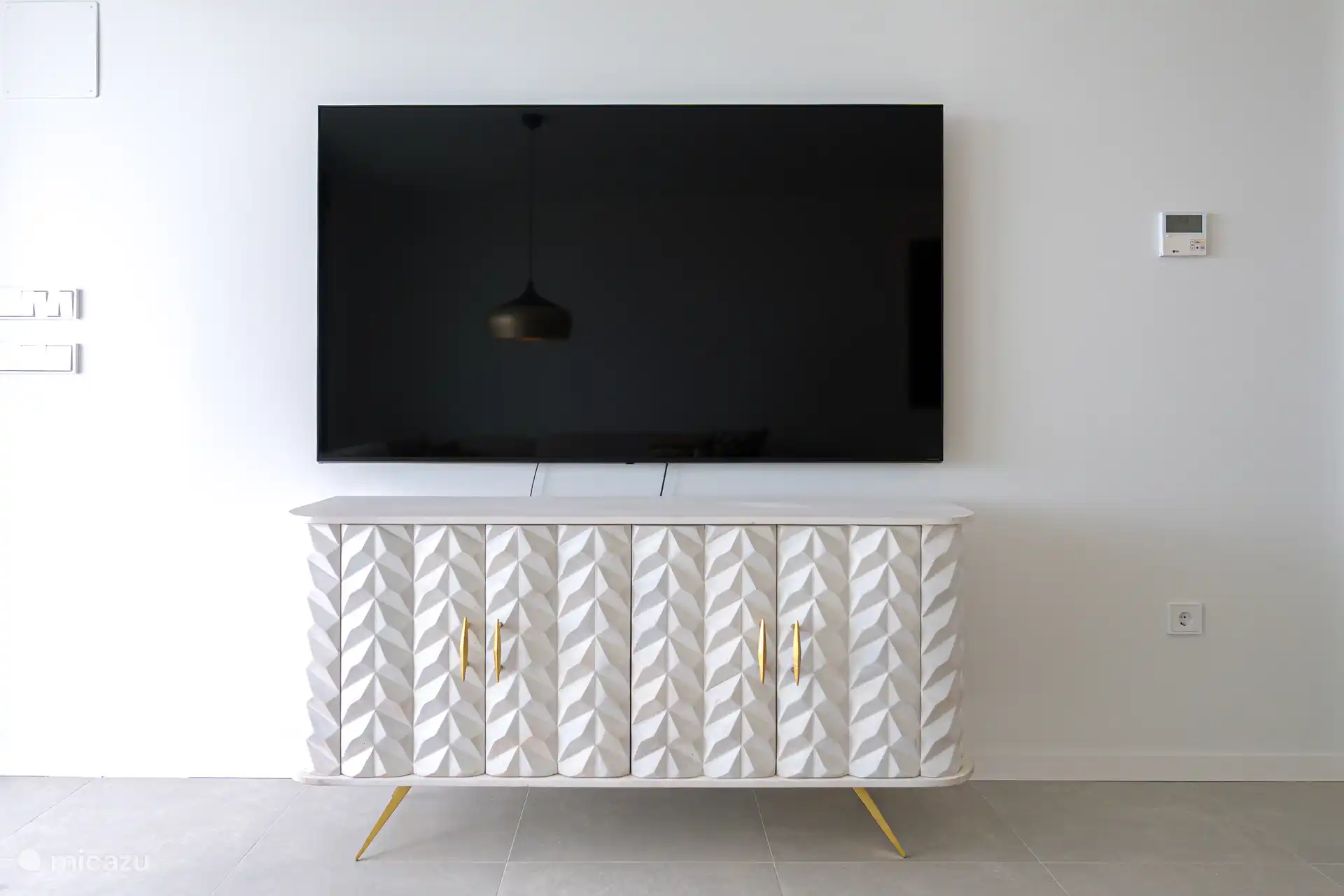 Casa Oréa - Großer Fernseher.