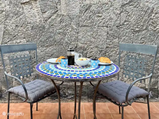 villa huren in Spanje, Lanzarote, Playa Blanca – Villa Maika Goede plek voor een koffietje en ontbijt!