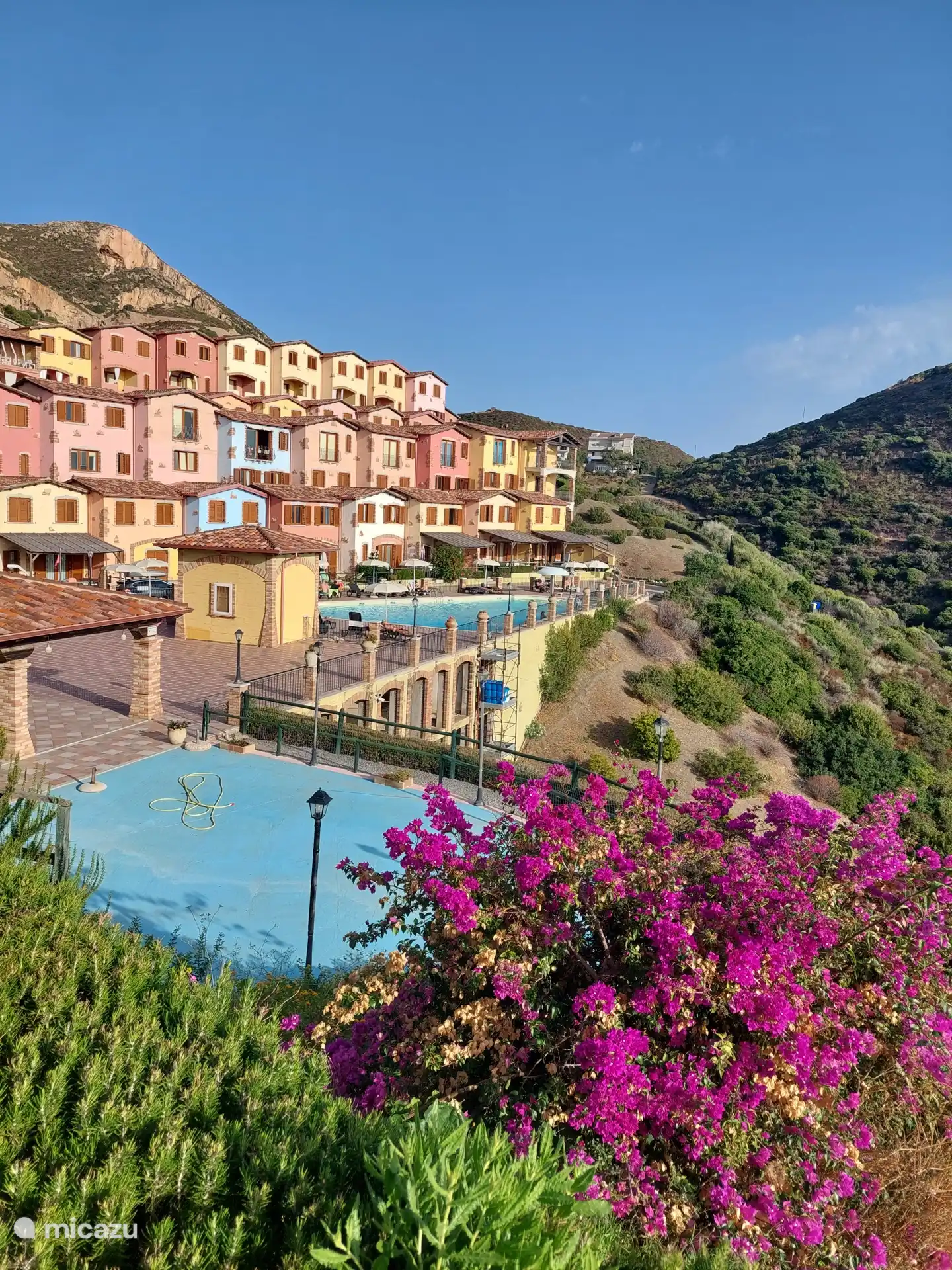 Het kleurrijke vakantiedorp