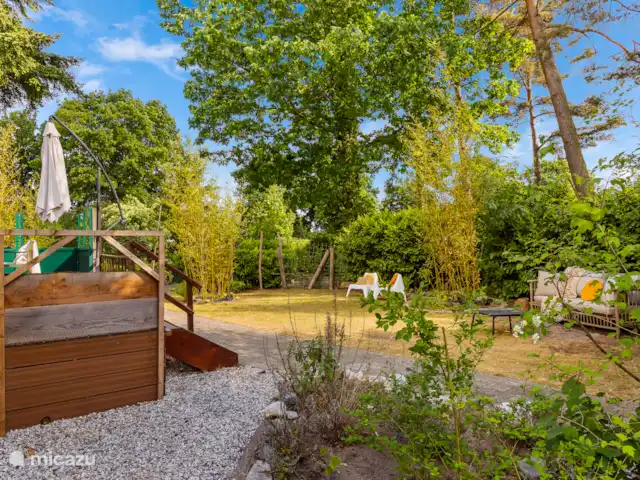 Cabaña Woodsy Forest en Países Bajos, Limburgo, Sevenum - chalet El jardín ofrece mucha privacidad