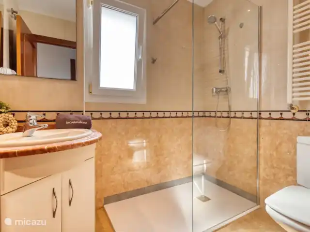 Costacabana - Villa Ibiza | Espagne, Costa Brava, Lloret de Mar - villa profitez de la plus belle vue sur Lloret de Mar et la mer Méditerranée.