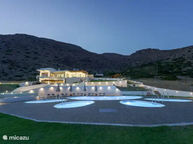 Deportes acuáticos, Grecia, Creta, Sitia, villa Villa de lujo en primera línea de playa en Atalandia