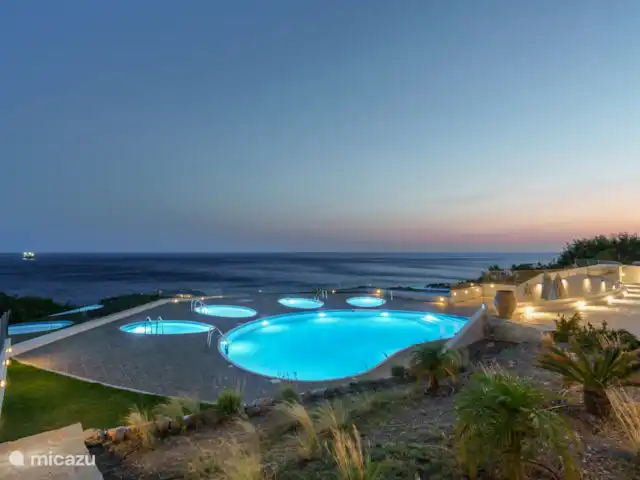 Deportes acuáticos, Grecia, Creta, Sitia, villa Villa de lujo en primera línea de playa en Atalandia