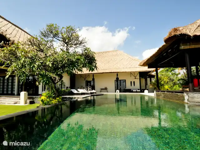 Villa Bossi @ Tanguwesia en Indonesia, Bali, Selat-Buleleng - villa Piscina infinita de Villa Bossi