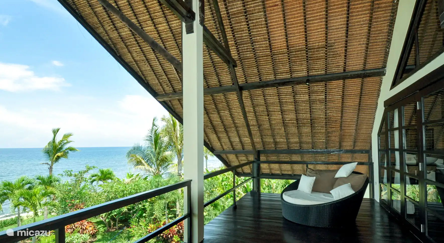 Terrasse im Obergeschoss von Schlafzimmer 4