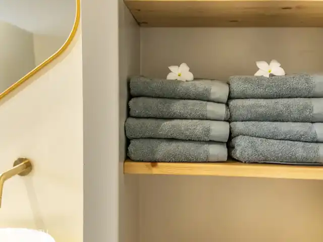Villa Tropikas | Curaçao, Banda Ariba (est), Jan Thiel - villa Serviettes (1x serviette de bain, 2x douche, 1x livre d’or pp)
