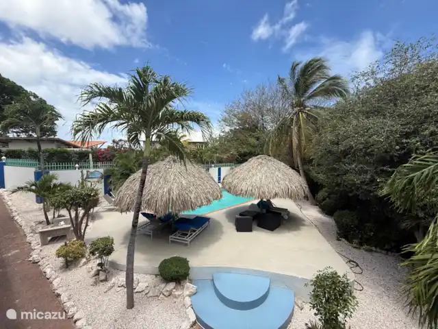 appartement in Curaçao, Banda Ariba (oost), Jan Thiel – The Green Turtle Eco Lodge B Zwembad Terras
