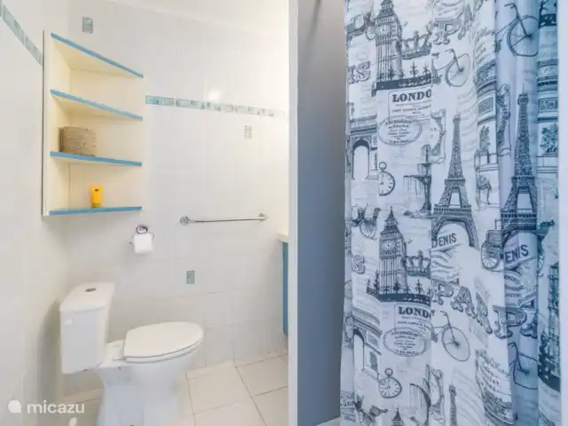 appartement in Curaçao, Banda Ariba (oost), Jan Thiel – The Green Turtle Eco Lodge B Bad Kamer