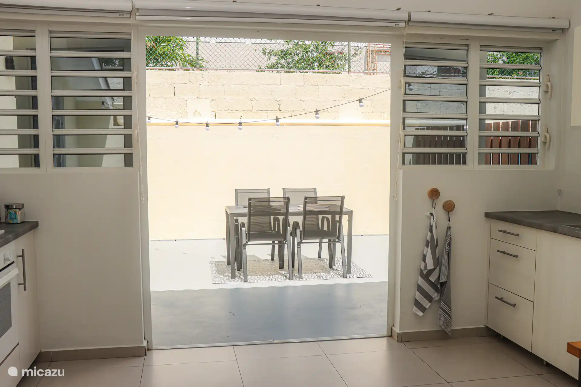 Terraza trasera con mucha privacidad