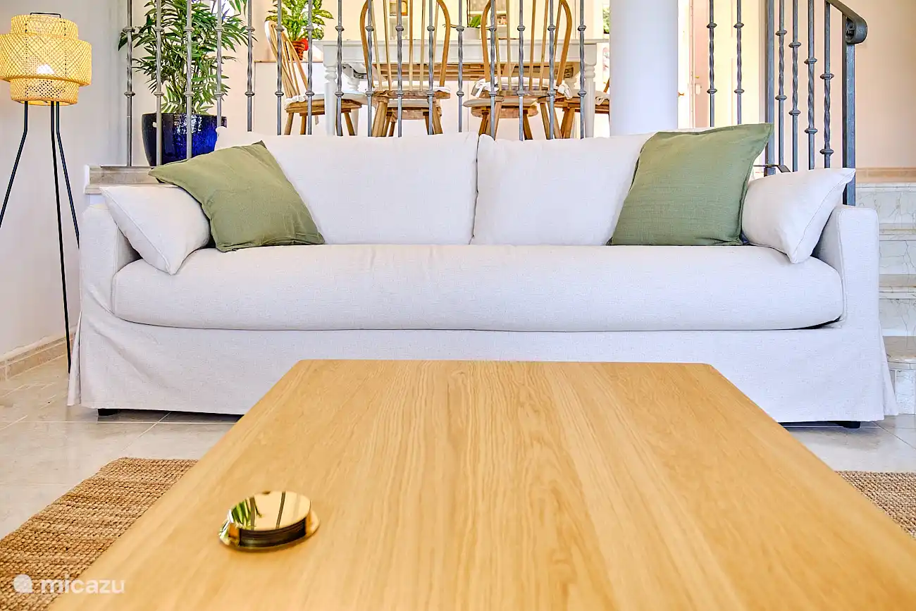 Bequemes 3-Sitzer-Sofa