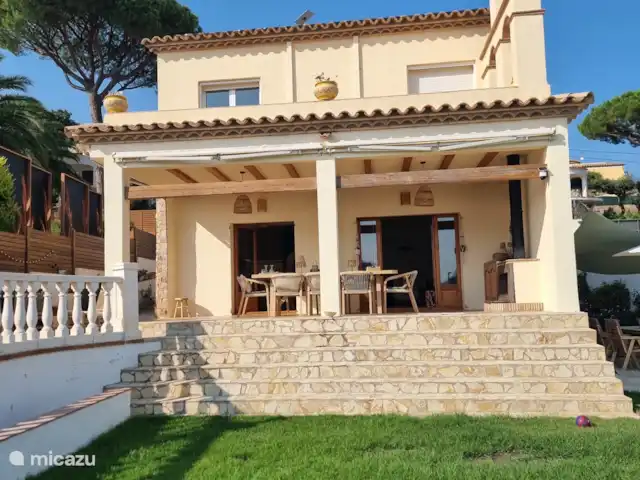 Casa Juna | Espagne, Costa Brava, Calonge - maison de vacances Arrière de la maison avec vue sur la véranda