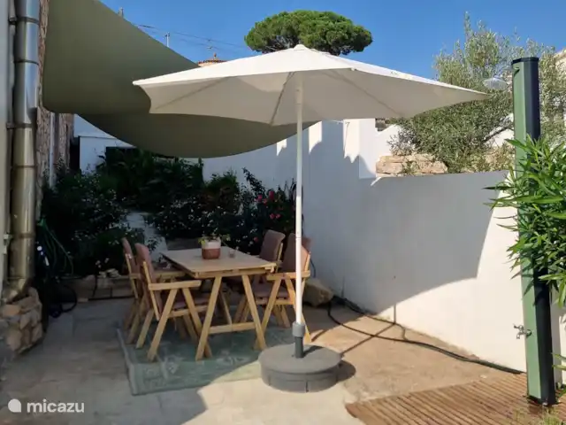 Casa Juna | Espagne, Costa Brava, Calonge - maison de vacances Terrasse avec douche extérieure