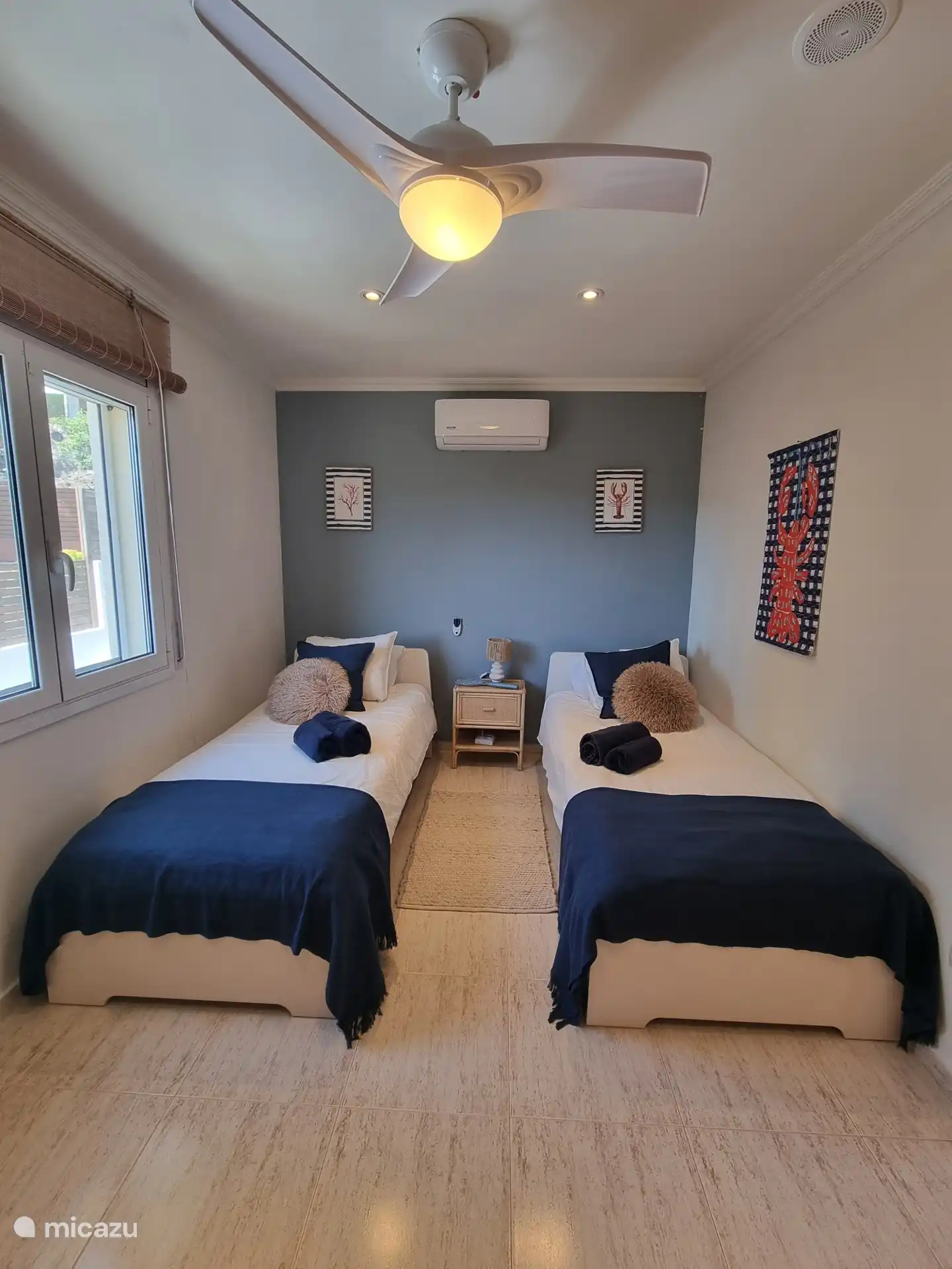 Blue bedroom upstairs 