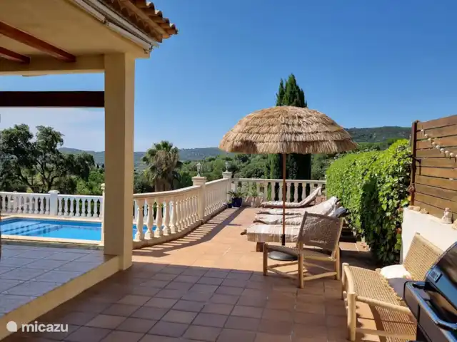 Casa Juna | Espagne, Costa Brava, Calonge - maison de vacances Chaises longues de terrasse et barbecue