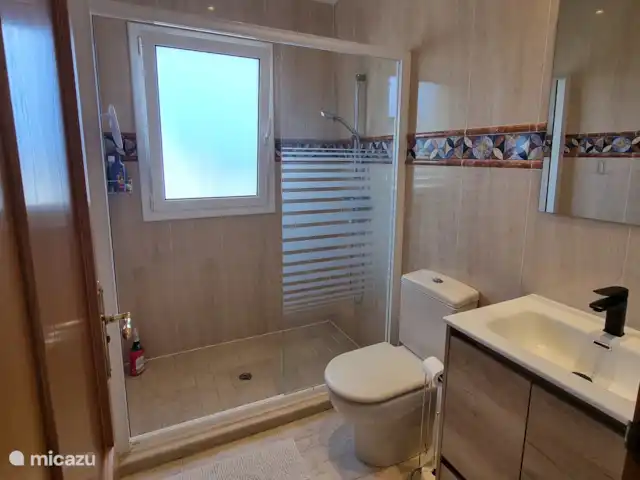 Casa Juna | Espagne, Costa Brava, Calonge - maison de vacances Salle de bain chambre principale