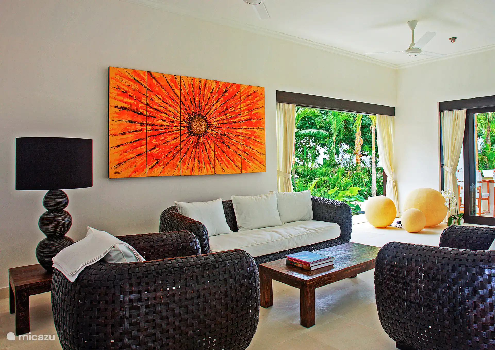 Salon im Erdgeschoss innen