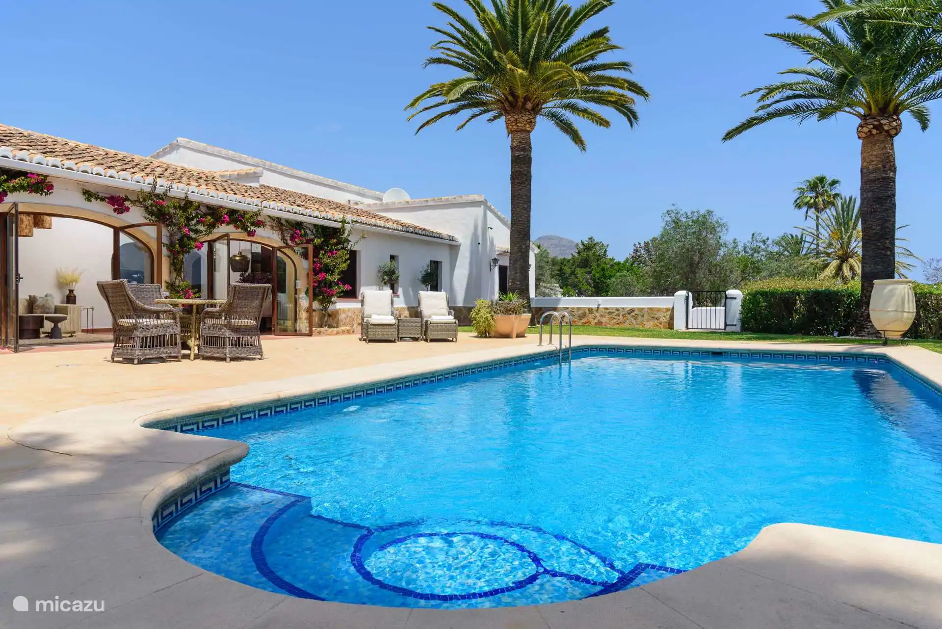 Schwimmbad der Villa Mariposa