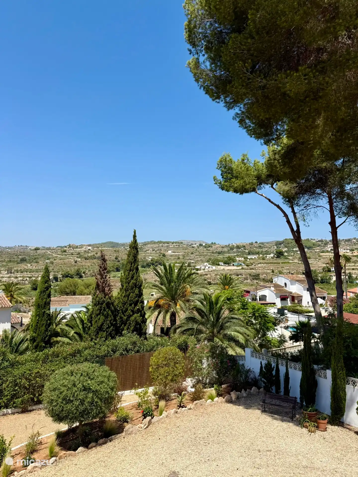 Vue sur la vallée de Bernia