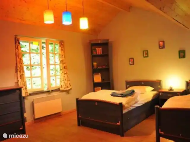 Le Chênelierre  | Belgique, Ardennes, Manhay - maison de vacances Chambre 2 lits simples à l'étage