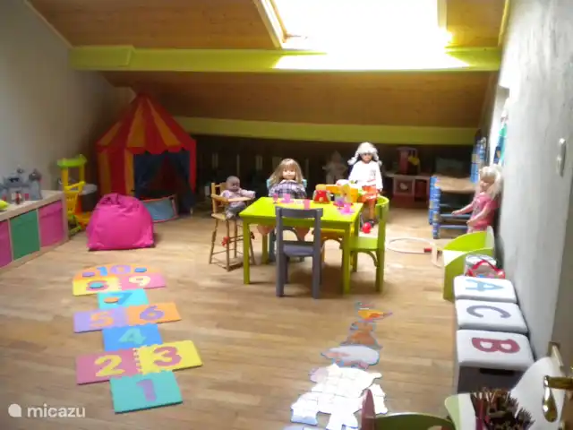 Le Chênelierre  | Belgique, Ardennes, Manhay - maison de vacances Grande salle de jeux à l'étage