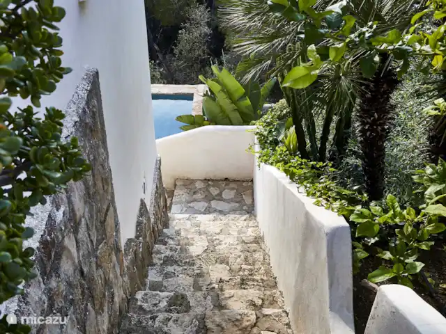 Casa Catharina | Espagne, Costa Blanca, Benissa - villa Il y a des escaliers autour de la maison de vacances, c’est pourquoi les enfants de 7 ans ne sont autorisés qu’à partir de la maison.