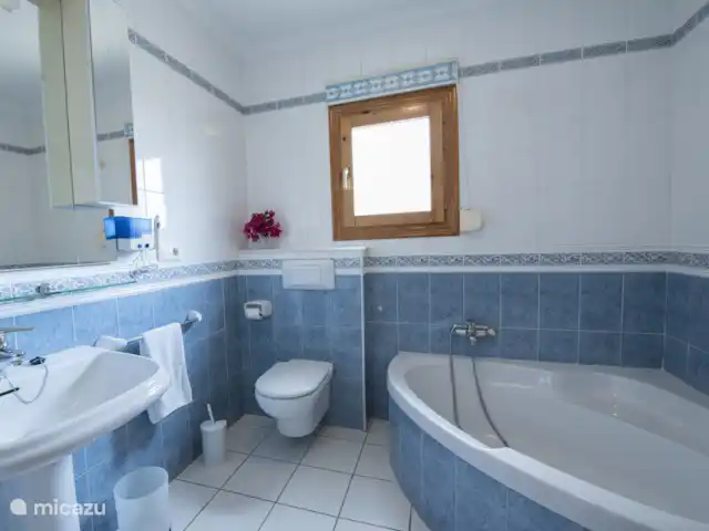 Villa Benitachell | Espagne, Costa Blanca, Benitachell - villa Salle de bain avec baignoire et WC