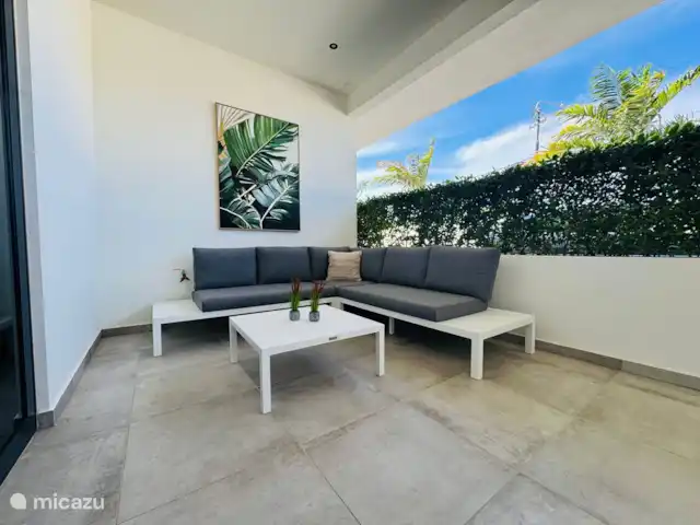 Location de Vacances Curaçao, Banda Ariba (est), Bapor Kibra, appartement - Oasis Lumora Coin salon à l’avant face au vent