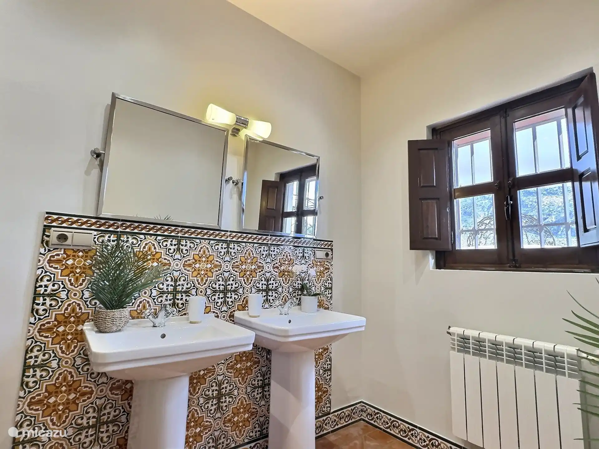 Das Badezimmer eines unserer Standard-Schlafzimmer.