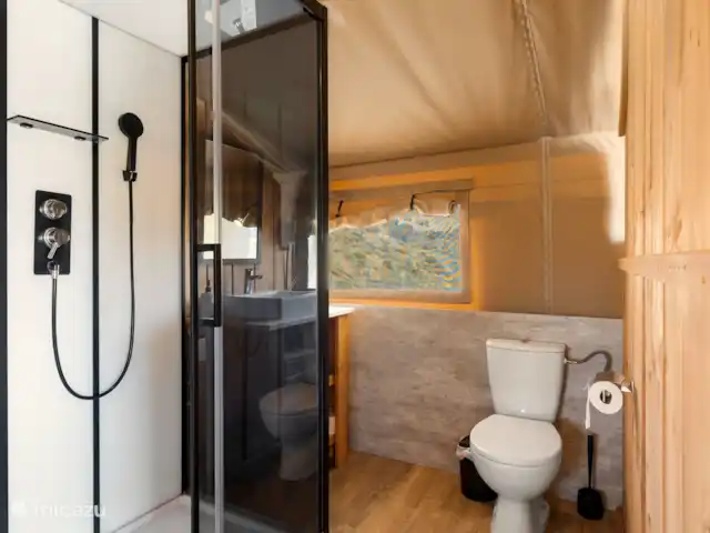 glamping / safaritent / yurt huren in Spanje, Andalusië, Álora – Cactus Hill - Safaritent 3 persons Badkamer safaritent