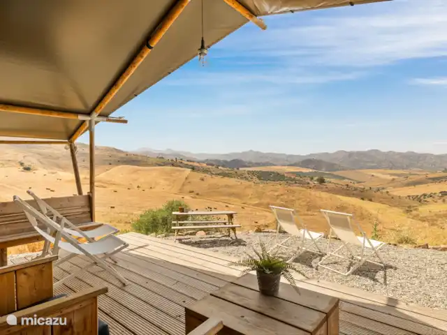 glamping / safaritent / yurt huren in Spanje, Andalusië, Álora – Cactus Hill - Safaritent 3 persons Terras safaritent