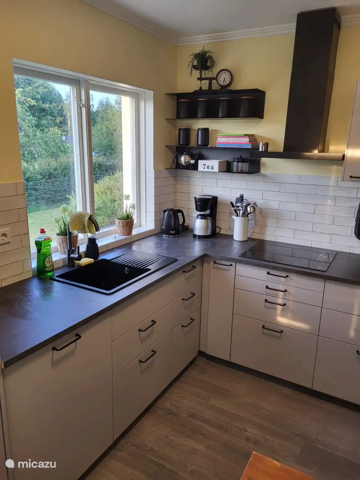 Küche Erdgeschoss mit Spülmaschine