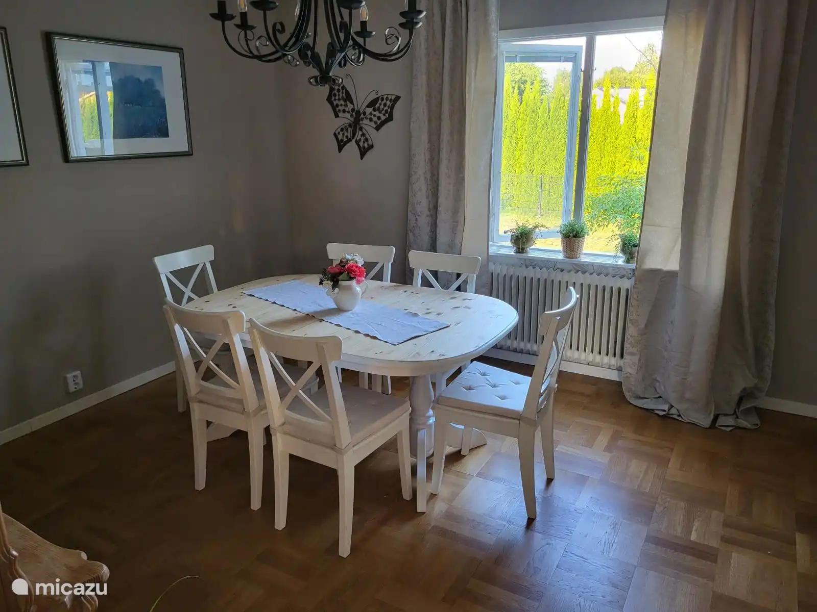 Esszimmer Erdgeschoss für 6 Personen