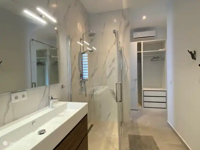 Location de Vacances Curaçao, Curaçao-Centre, Blue Bay, appartement - Penthouse La Brise 30 Salle de bain principale