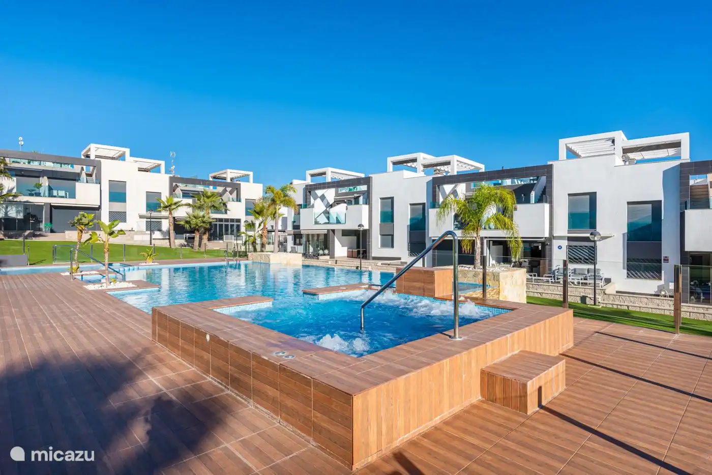 Gemeenschappelijke jacuzzi