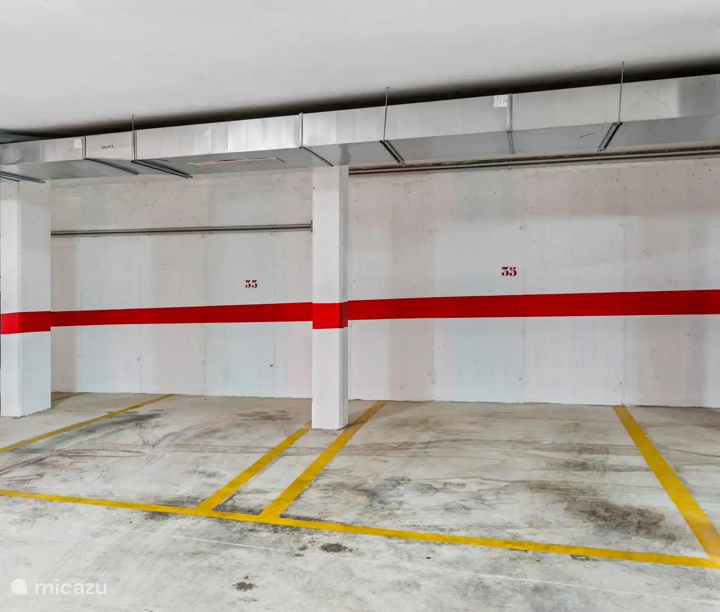 Ondergrondse parkeergarage ( 1 per huis )