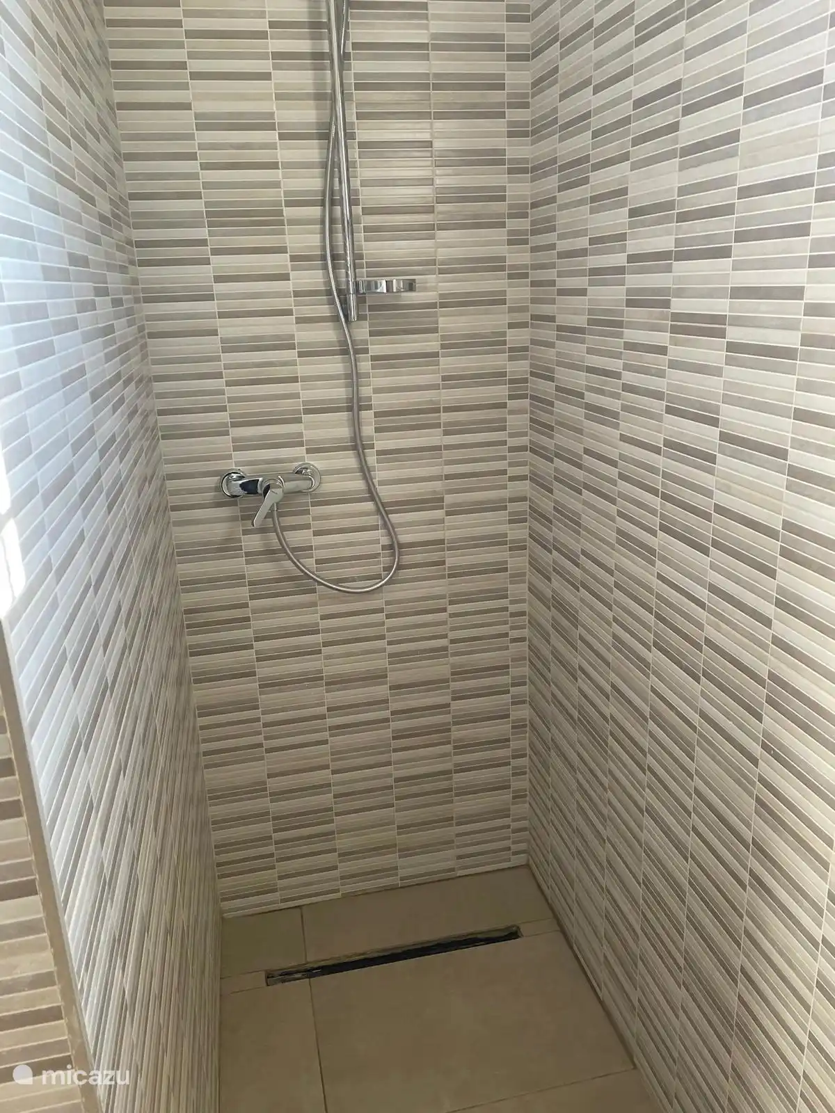 Das neu renovierte Badezimmer