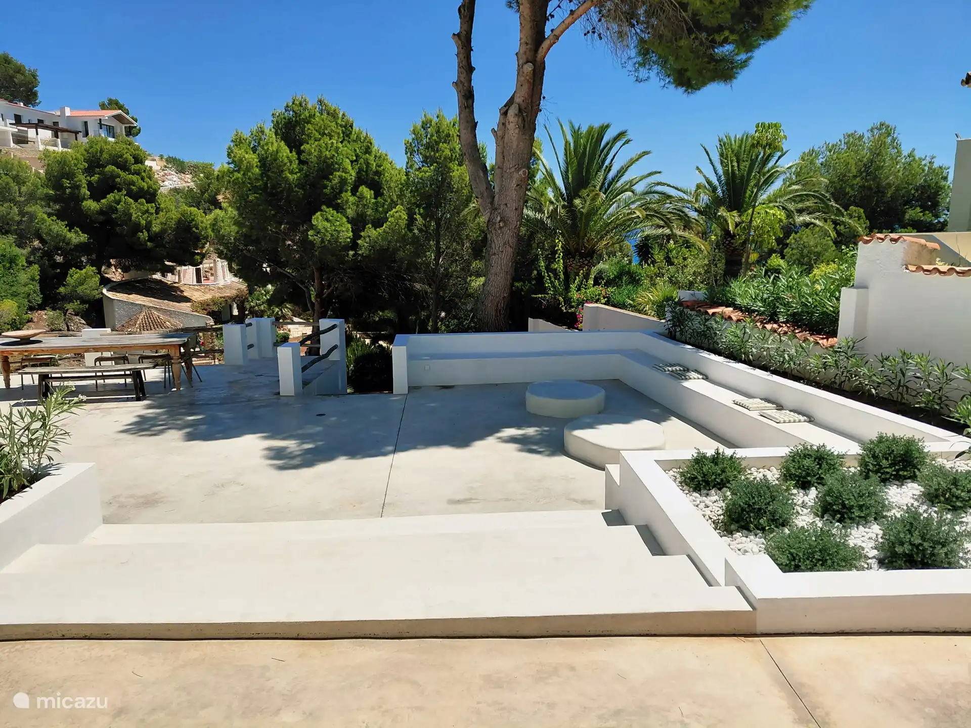 Terrasse de l’aire de repos 250 m²