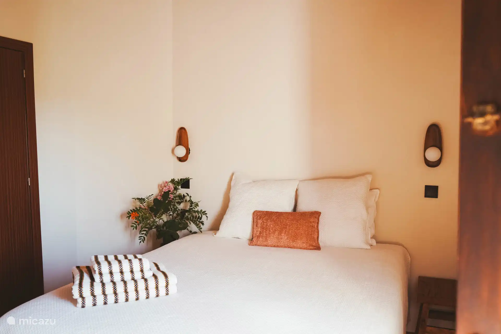 Chambre 1 (lit 160cm)