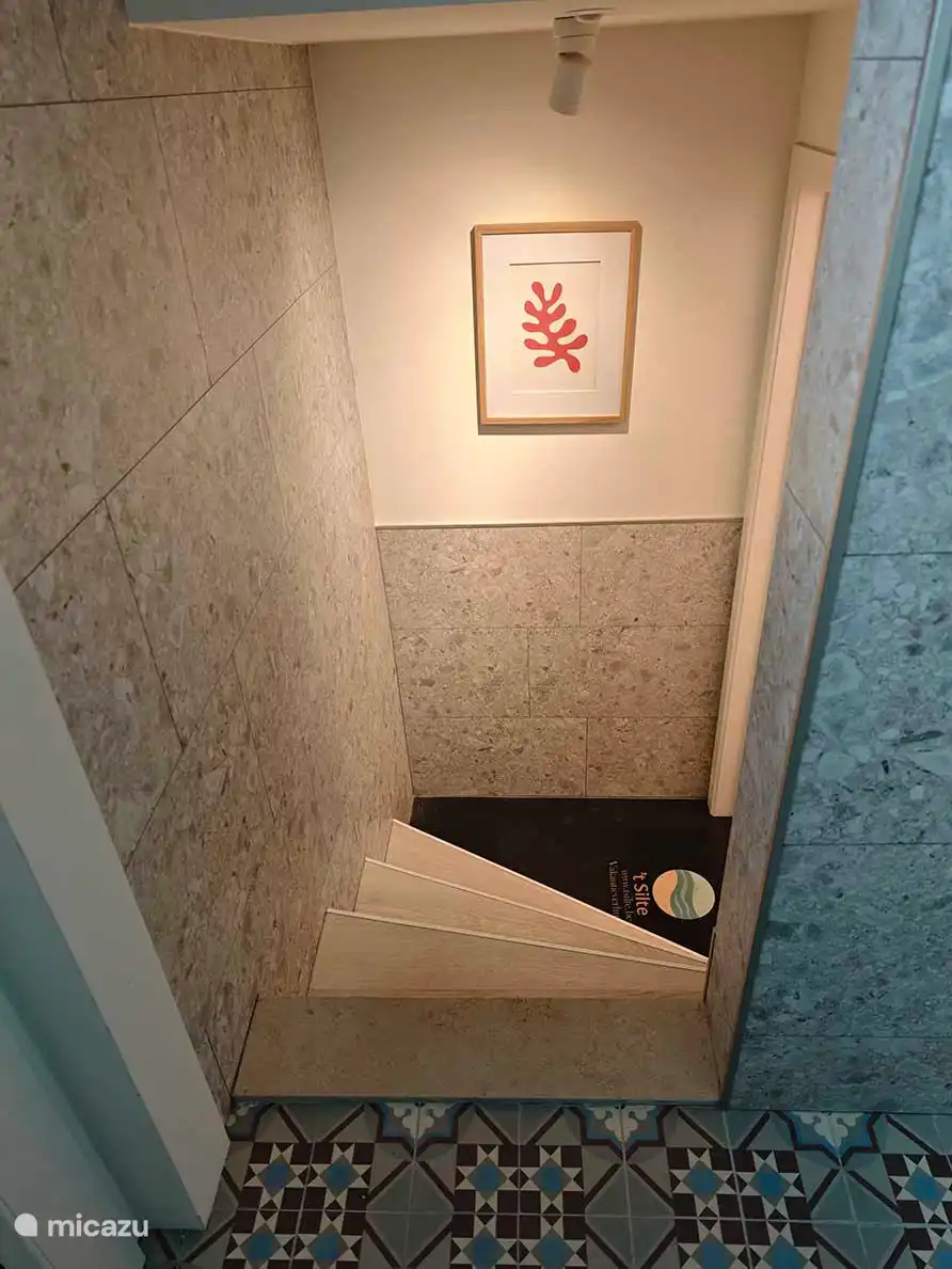 Entrée avec 3 marches