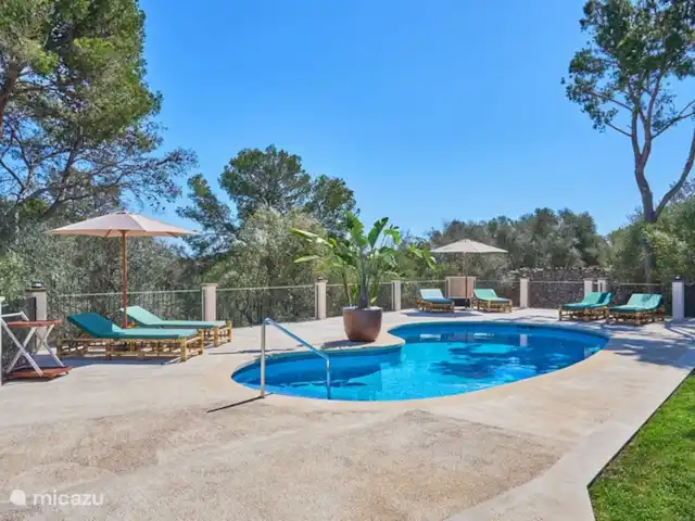 Villa Ses Rotes | Espagne, Majorque, Cala Serena - villa piscine et transats