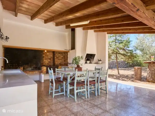 Villa Ses Rotes | Espagne, Majorque, Cala Serena - villa Table à manger couverte au barbecue couvert