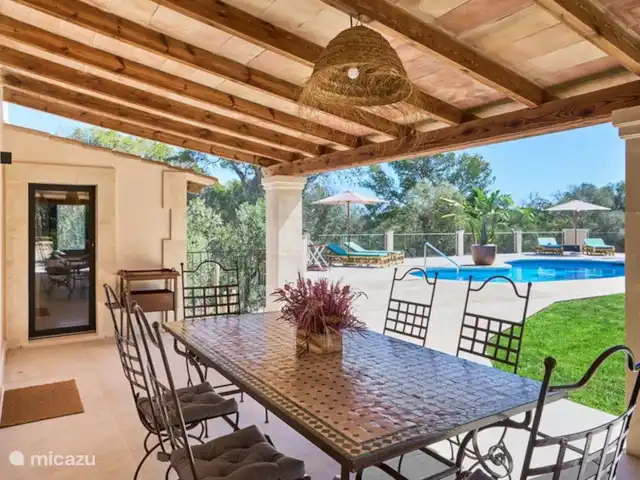 Villa Ses Rotes | Espagne, Majorque, Cala Serena - villa Table à manger d’extérieur