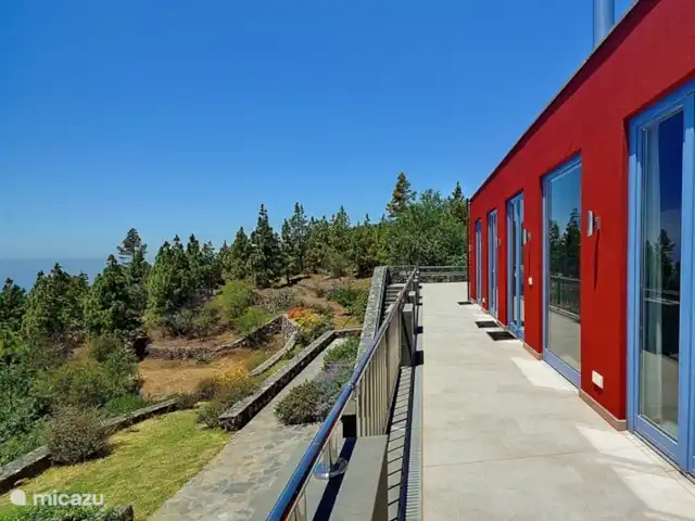 Villa Atlántico  en España, La Palma, Tijarafe - villa La villa está ubicada en una hermosa zona verde.