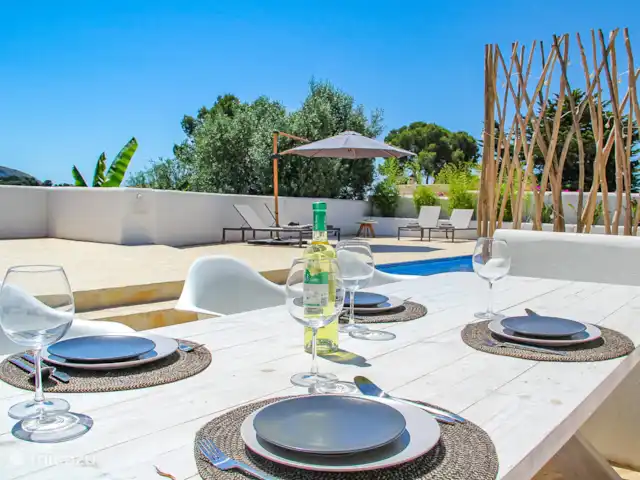 Casa Contenta en España, Costa Blanca, Moraira - villa Vista a la piscina.