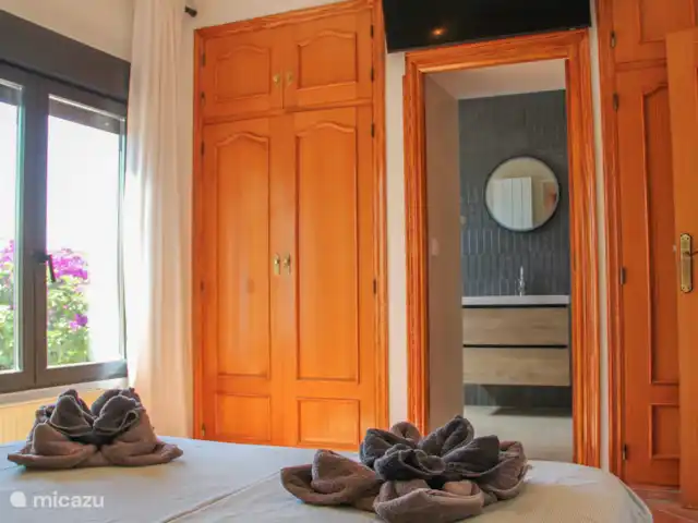 Casa Contenta en España, Costa Blanca, Moraira - villa Baño privado con ducha y aseo.